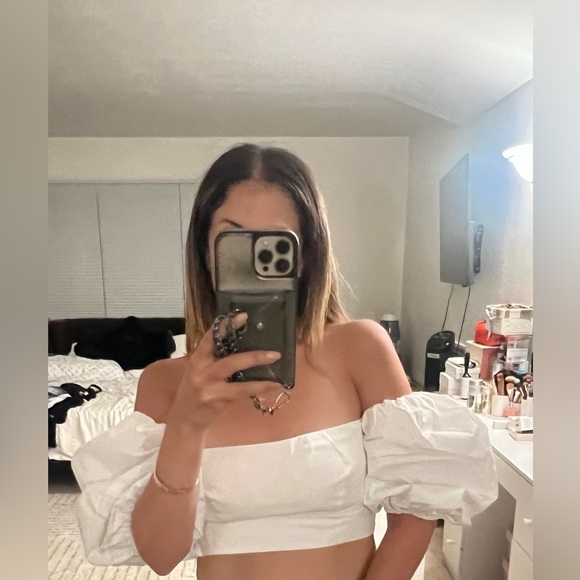 Susana Monaco Tops - Susana Monaco Poplin Puff Sleeve Crop Top - XS (NWT)